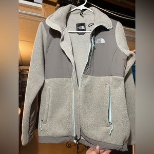 Women’s North Face jacket XS